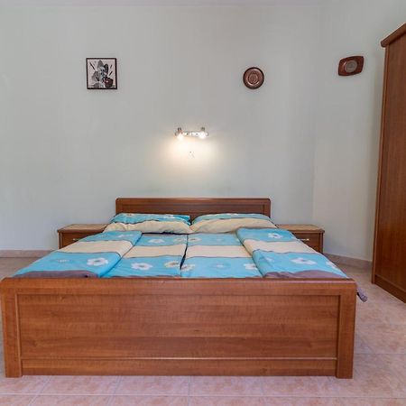 Izabella Panzio Bed & Breakfast Hajduszoboszlo Exterior photo