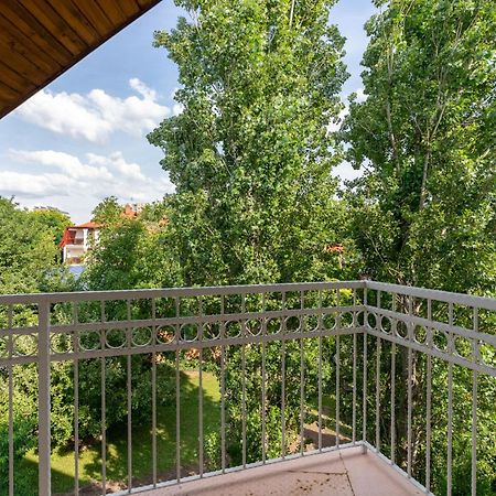 Izabella Panzio Bed & Breakfast Hajduszoboszlo Exterior photo